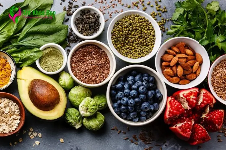 Top 15 Thực Phẩm Tốt Cho Tóc Chắc Khỏe, Giảm Gãy Rụng & Kích Thích Mọc Tóc Nhanh