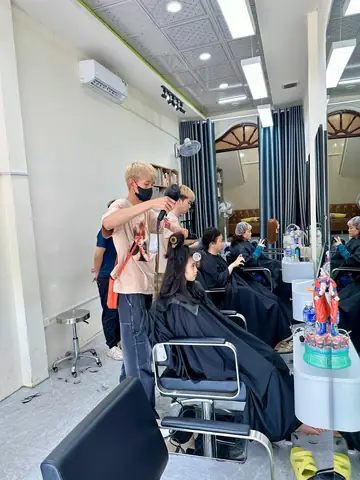Top 10 Tiệm Cắt Tóc Đẹp, Uy Tín Tại Phan Thiết: Chọn Nơi Tỏa Sáng Phong Cách Của Bạn Top 10 Tiệm Cắt Tóc Đẹp, Uy Tín Tại Phan Thiết: Chọn Nơi Tỏa Sáng Phong Cách Của Bạn