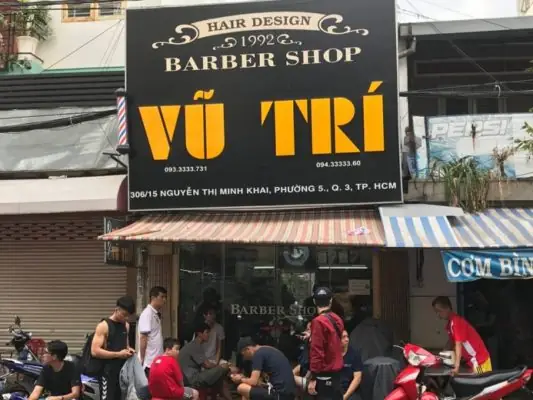 Tiệm Hớt Tóc Vũ Trí: Chuyên Gia Tạo Kiểu Tóc Nam Phong Cách & Chất Lượng