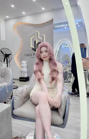 Top Tiệm Làm Tóc Đẹp & Uy Tín Nhất Quy Nhơn: Chọn Ngay Địa Chỉ Phù Hợp Top Tiệm Làm Tóc Đẹp & Uy Tín Nhất Quy Nhơn: Chọn Ngay Địa Chỉ Phù Hợp