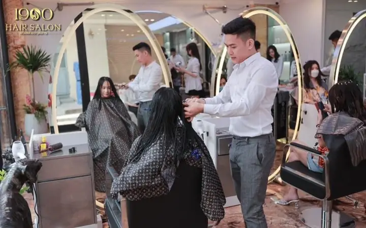 Top Tiệm Làm Tóc Đẹp & Rẻ Ở Huế: Trải Nghiệm Mới Mẻ Cho Mái Tóc