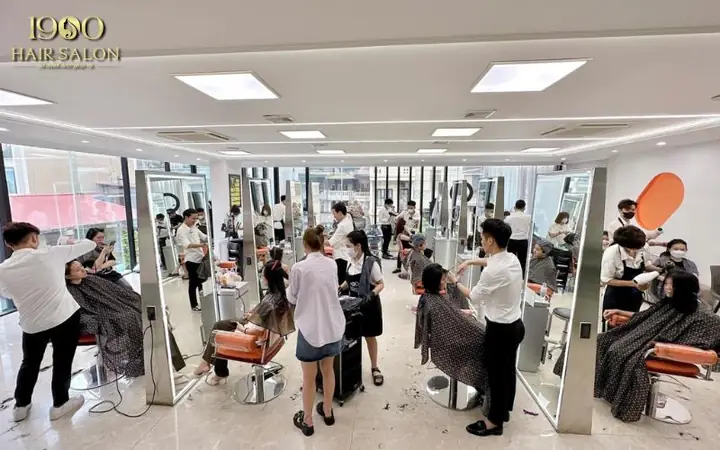 Top Tiệm Làm Tóc Đẹp & Rẻ Ở Huế: Trải Nghiệm Mới Mẻ Cho Mái Tóc