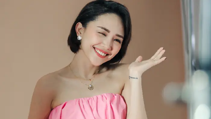 Tiểu Sử Ca Sĩ Tóc Tiên: Hành Trình Sự Nghiệp, Đời Tư Và Góc Nhìn Mới Tiểu Sử Ca Sĩ Tóc Tiên: Hành Trình Sự Nghiệp, Đời Tư Và Góc Nhìn Mới