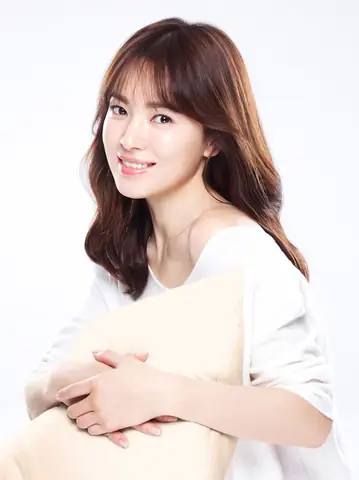 Tóc Mái Thưa Song Hye Kyo: Bí Quyết Hack Tuổi & Tạo Kiểu Chuẩn "tỷ Tỷ"