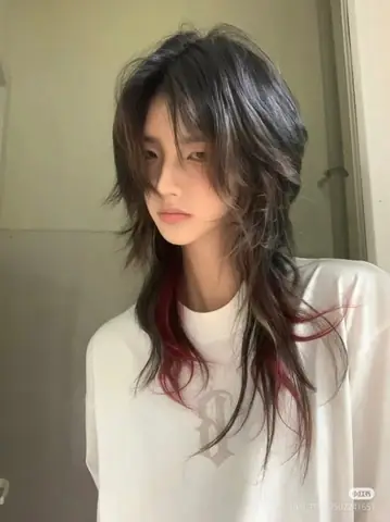 Tóc Mullet Layer Nữ Dài: Xu Hướng Cắt, Kiểu Dáng Hợp Khuôn Mặt & Cách Chăm Sóc Chuẩn