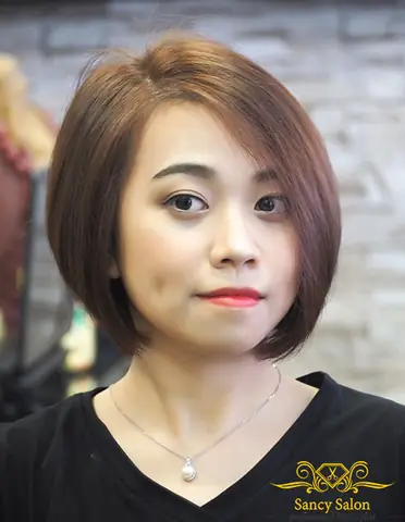 Tóc Ngắn Cho Cô Nàng Mặt To: Hướng Dẫn Chọn Kiểu Tóc Che Khuyết Điểm & Thăng Hạng Nhan Sắc Tóc Ngắn Cho Cô Nàng Mặt To: Hướng Dẫn Chọn Kiểu Tóc Che Khuyết Điểm & Thăng Hạng Nhan Sắc