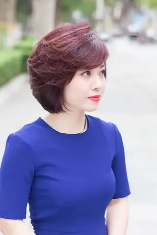 Top 10+ Kiểu Tóc Ngắn Đẹp Tuổi 50: Trẻ Hơn, Sang Trọng Hơn Chỉ Với Vài Lựa Chọn Top 10+ Kiểu Tóc Ngắn Đẹp Tuổi 50: Trẻ Hơn, Sang Trọng Hơn Chỉ Với Vài Lựa Chọn