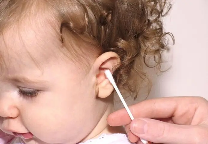 Trẻ Sơ Sinh Vò Đầu Bứt Tóc: Nguyên Nhân, Cách Xử Lý Và Dấu Hiệu Cần Quan Tâm Trẻ Sơ Sinh Vò Đầu Bứt Tóc: Nguyên Nhân, Cách Xử Lý Và Dấu Hiệu Cần Quan Tâm
