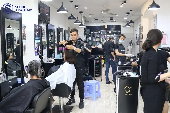 Khám Phá Các Trung Tâm Dạy Nghề Làm Tóc Uy Tín & Tiêu Chí Lựa Chọn Hàng Đầu 2026