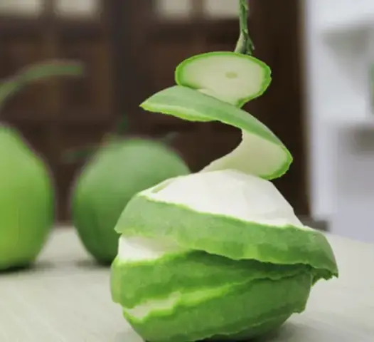 Vỏ Bưởi Trị Rụng Tóc: Bí Quyết Tự Nhiên Cho Mái Tóc Chắc Khỏe