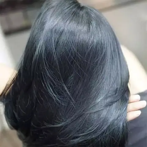 Nhuộm Tóc Màu Xanh Đen Có Cần Tẩy Tóc Không? Giải Đáp Chi Tiết Từ Chuyên Gia