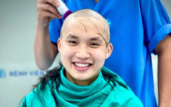 Ý Nghĩa Sâu Sắc Của Việc Xuống Tóc: Khám Phá Từ Quan Điểm Tôn Giáo Đến Đời Sống Cá Nhân